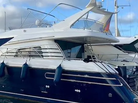 Botel Yacht 18m Sunseeker In Mallorca *