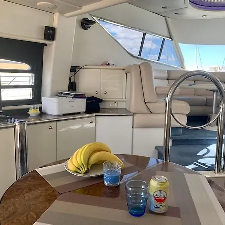Ботель Yacht 18m Sunseeker In Mallorca Mit Fruehstueck & Bordcrew Эл Аренал